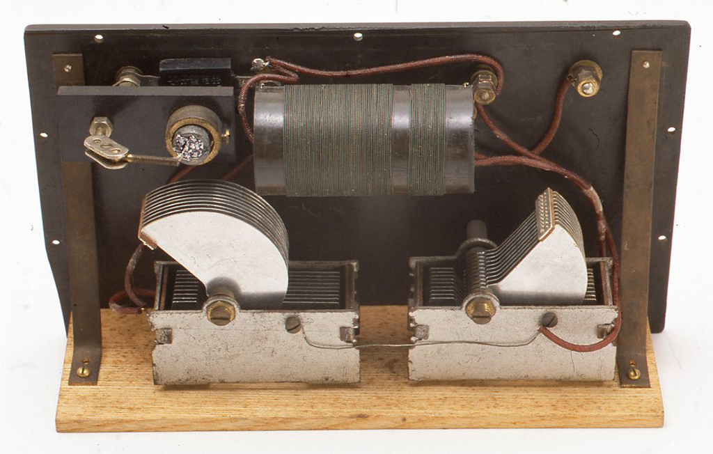 鉱石ラジオの実際（その2） | アーティスト小林健二の道具や技法