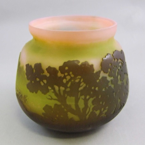 フランスのガラス工芸家 エミールガレ(emile galle)の素晴らしき作品の