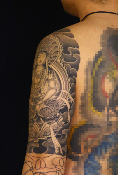 刺青作品「大日如来」｜刺青「彫あい」日本伝統刺青
