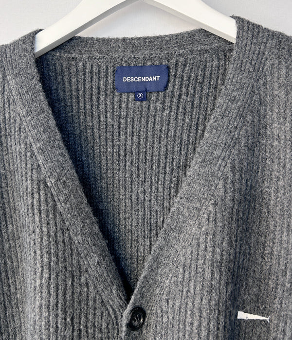 DESCENDANT/NURSE KNIT CARDIGAN (CHARCOAL)