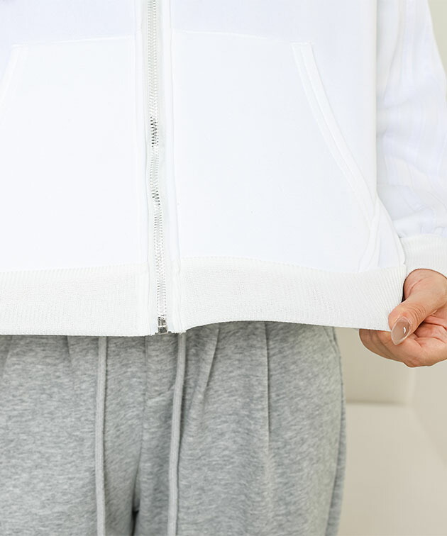 新品】ヴィトゥエルヴ レディース ジップアップブルゾン 白 Sサイズ