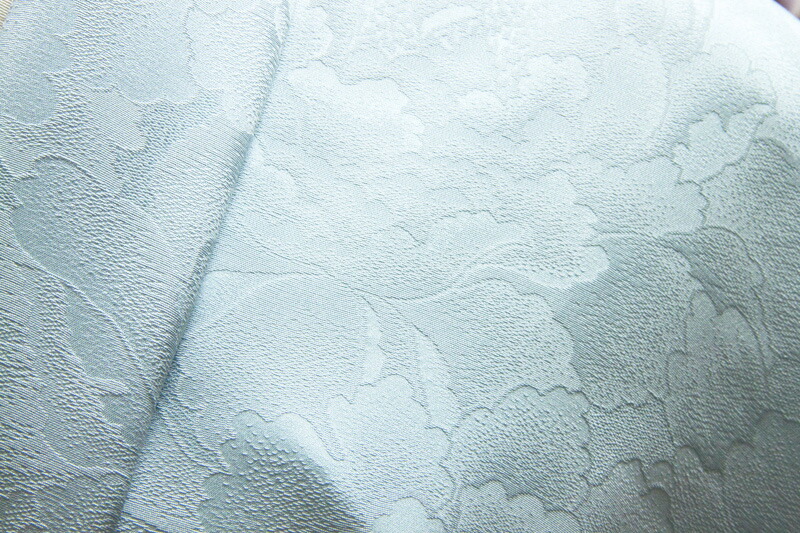 楽天市場】色無地 紋意匠 牡丹尽くし文 ライトブルー【反物1反・胴裏1