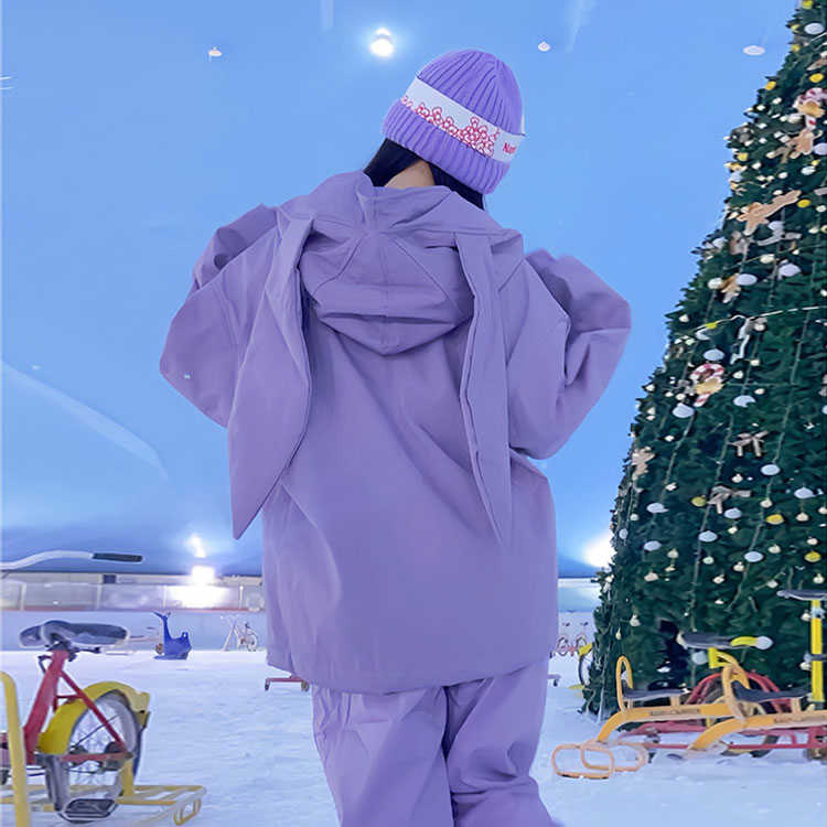 水色ジャケットと紫パンツのスキーウェアセット スノーボードウェア