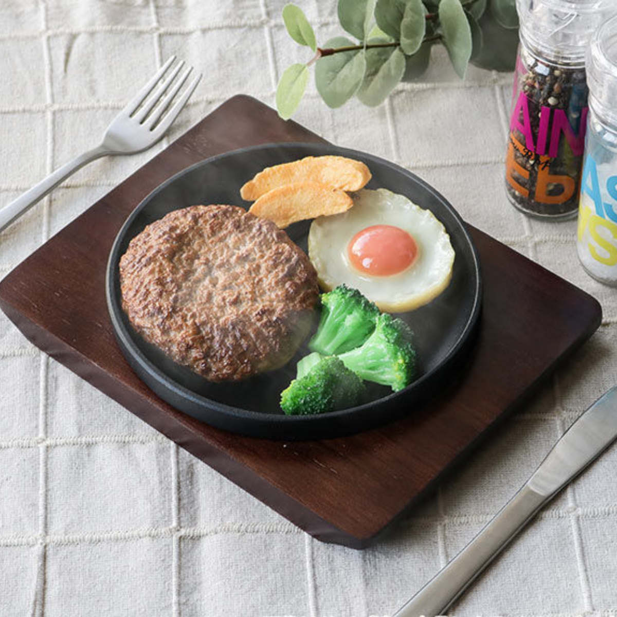 楽天市場】ステーキ皿 19cm スタッキング 木製プレート付き 鋳鉄 IH