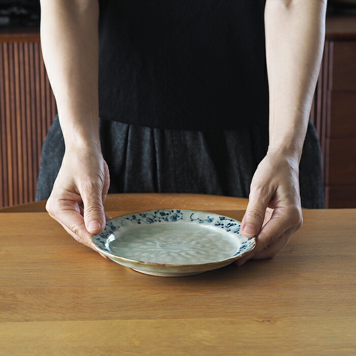 楽天市場】石井桃子 輪花 5寸皿 鹿 / 和食器 陶器 砥部焼 作家もの 染