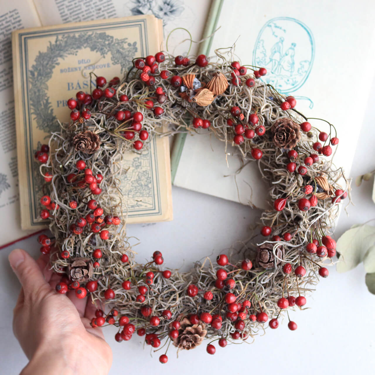 楽天市場】野バラの実のリース ◇大人気の野バラの実のシックで大人っ