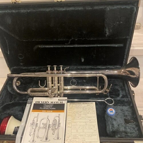 ヤマハトランペット xeno YTR8335 純正ケース・マウスピース付き