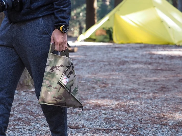 眺めてるだけで気分がアガル。アシモクラフツのこだわりギアで焚き火を