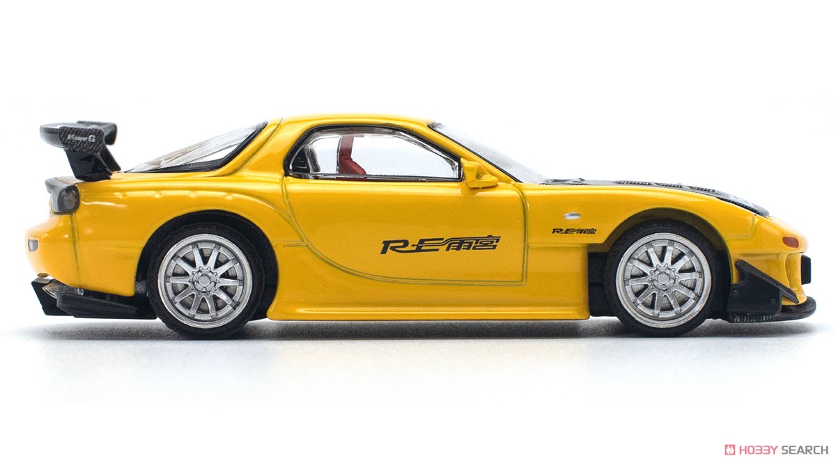 黄色のブリキ大型ミニカーmazda│