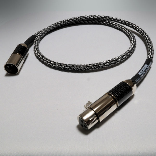 シルバー・リファレンス AES/EBU 1.0m - スピーカーケーブル