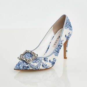 ダイアナ“ゴッホの名画”テーマの24年春夏シューズ＆バッグ、青い