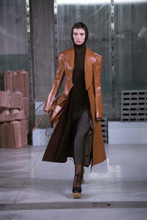 マルニ(MARNI) 2018-19年秋冬ウィメンズコレクション - ファッションプレス