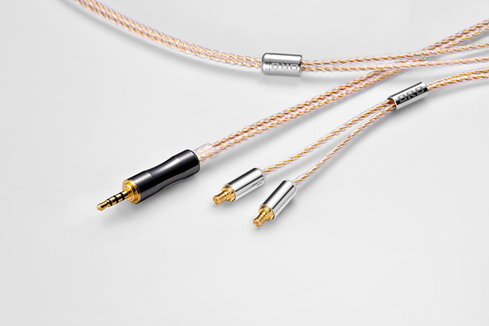 ORBAudioClearforceLightA2DC4.4Φ5極L1.2m