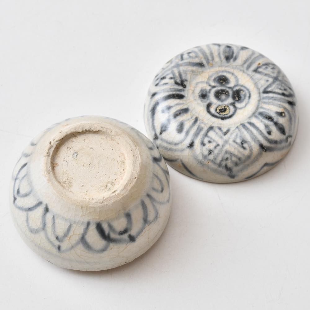 蓋物□呉須安南 古い染付 安南 丸香合 花唐草 青華 古玩 時代物 骨董品□