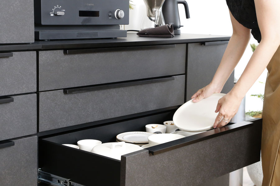 美品】 リビングハウス キッチンカウンター 2019年製 家具 棚 ボード