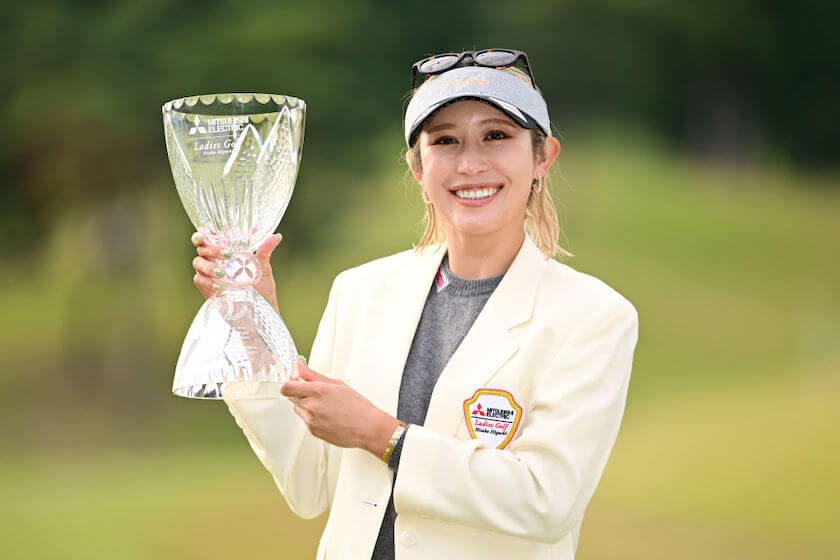 着用モデルはすでに完売！ 「マーク&ロナ」契約選手の金田久美子プロが