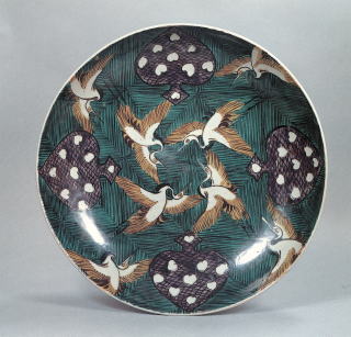 古九谷泊舟図大鉢・鶴文様青手古九谷大平鉢 | 石川県