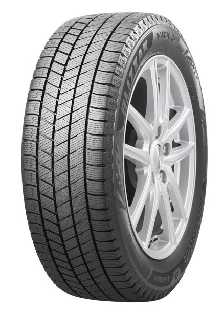 作業事例】「トヨタ・ノア」スタッドレスタイヤホイールセット装着作業