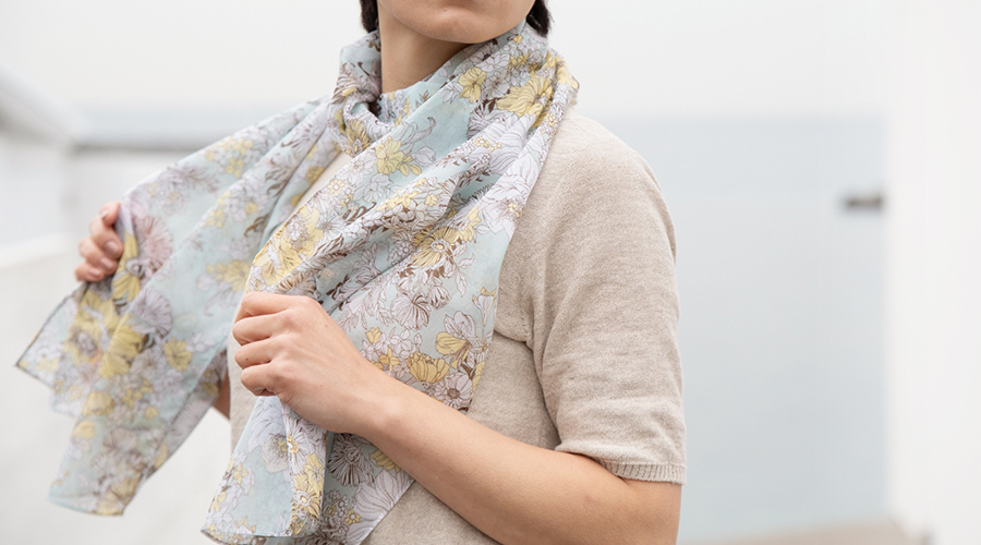 オーガニックコットン Drawing ストール（ドレッシーフラワー