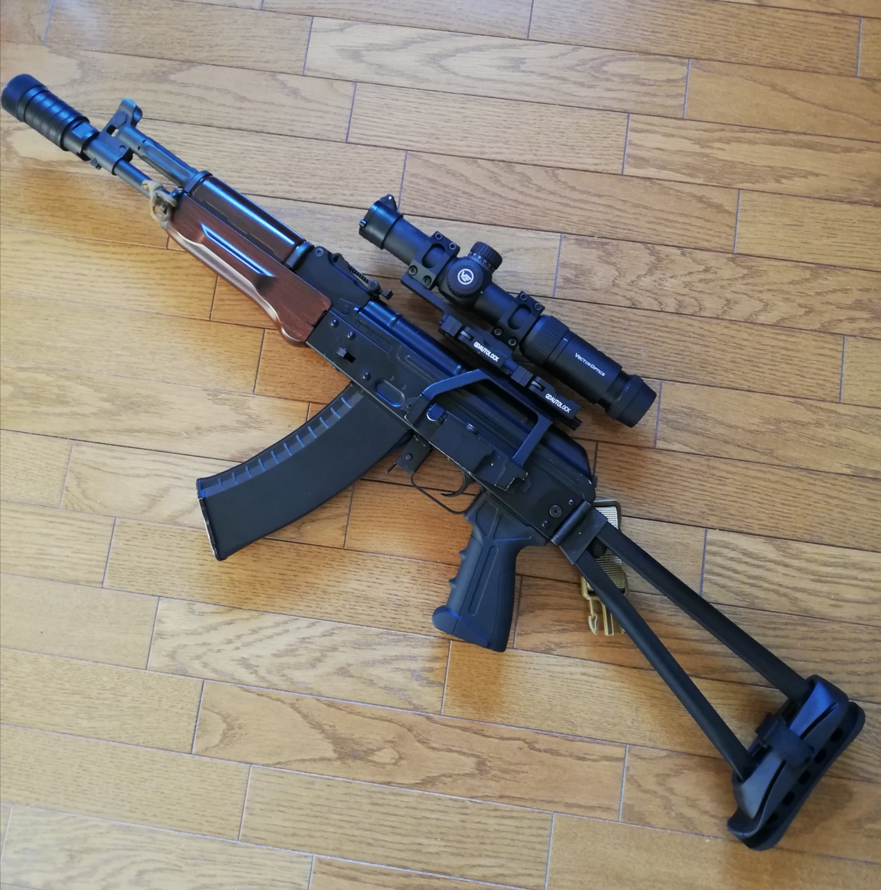 じ*い様 【動作快調!!】東京マルイ 次世代電動ガン AK102 カスタム