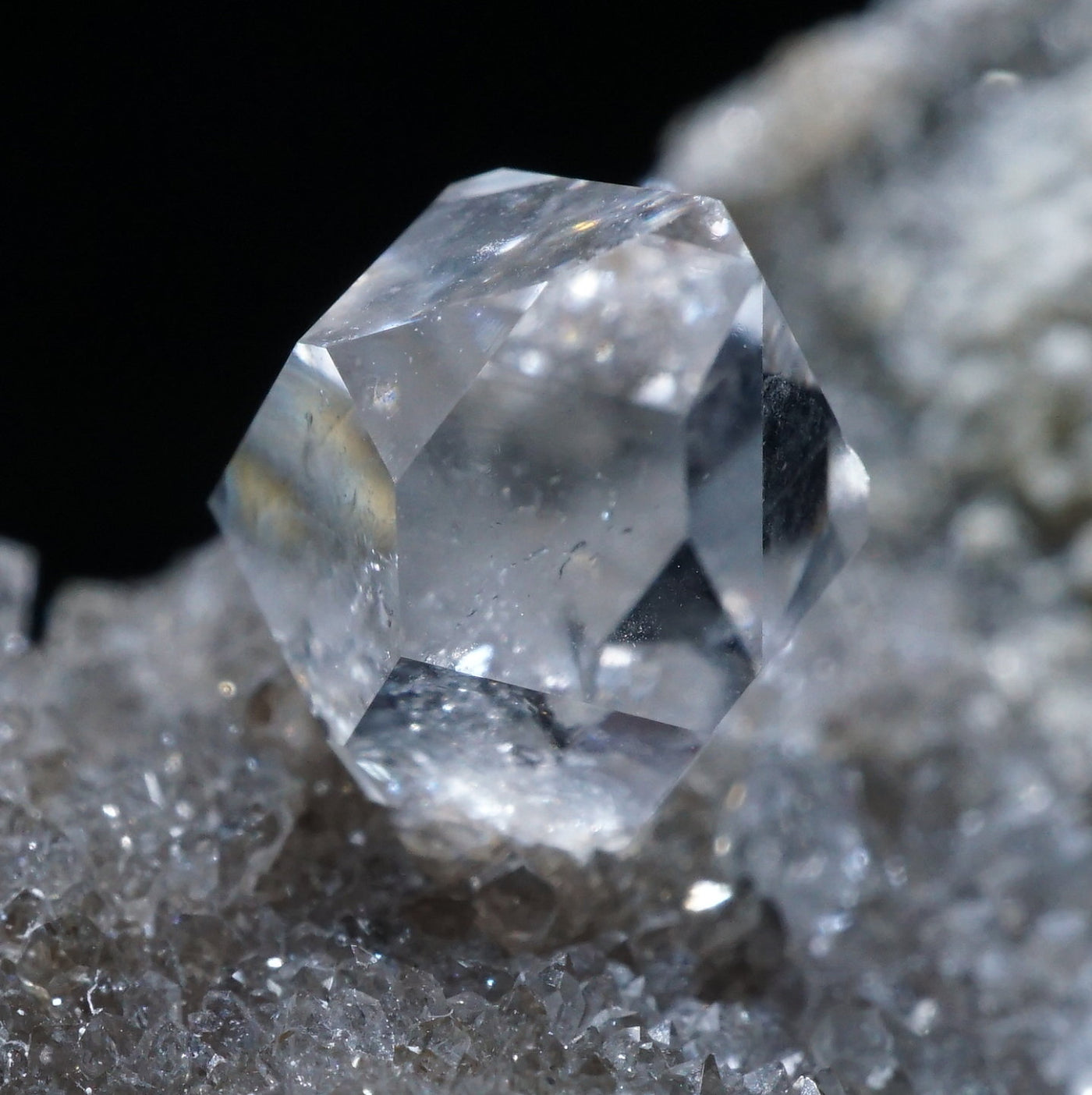 母岩付きハーキマーダイヤモンド(水晶) – 天然石ハッピーギフト