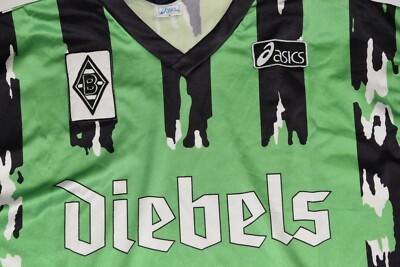 Borussia Monchengladbach asics Long Sleeve 1993/95 away shirt