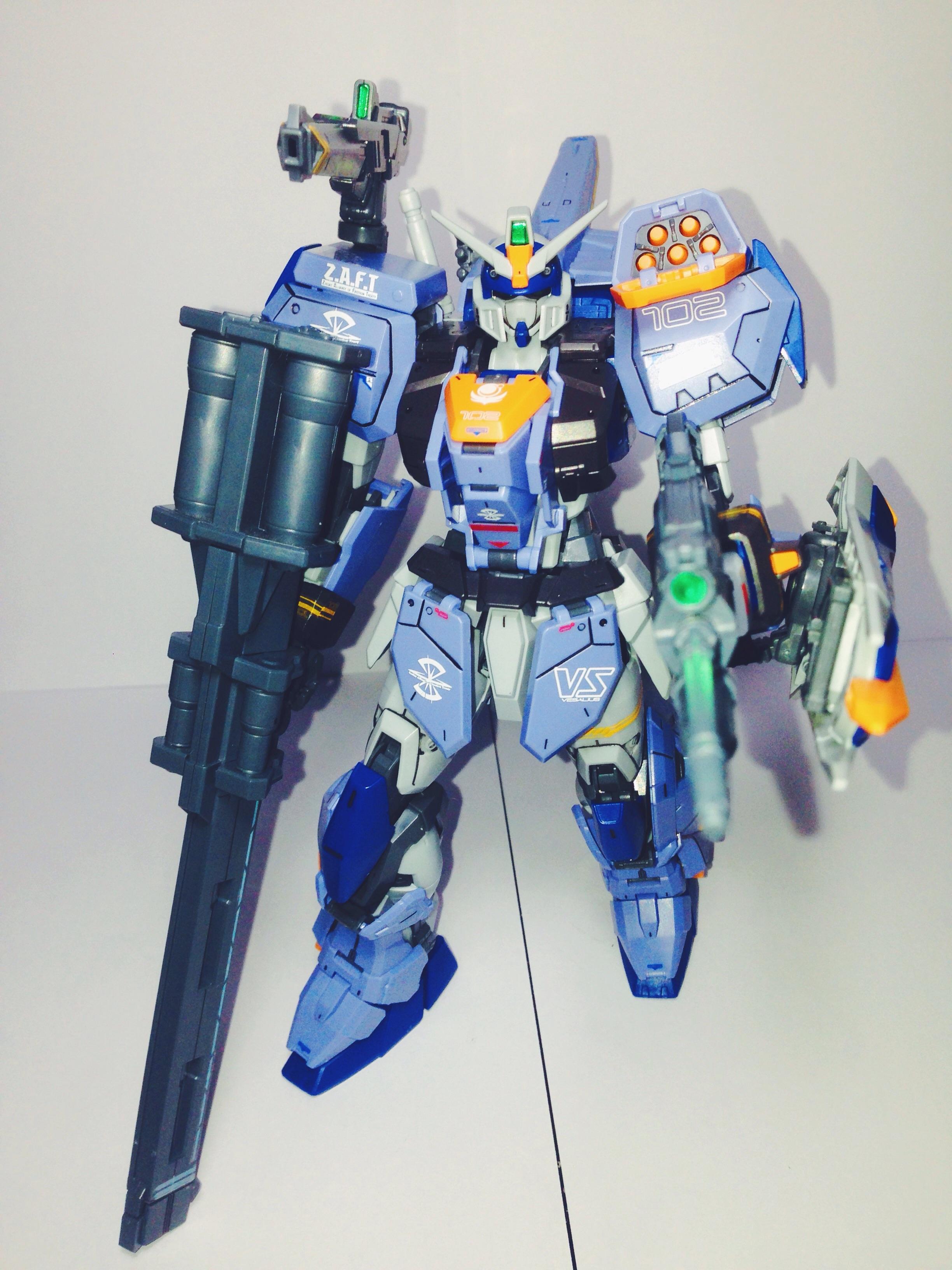Extra armor is always awesome. MG Duel Gundam Assault Shroud GAT