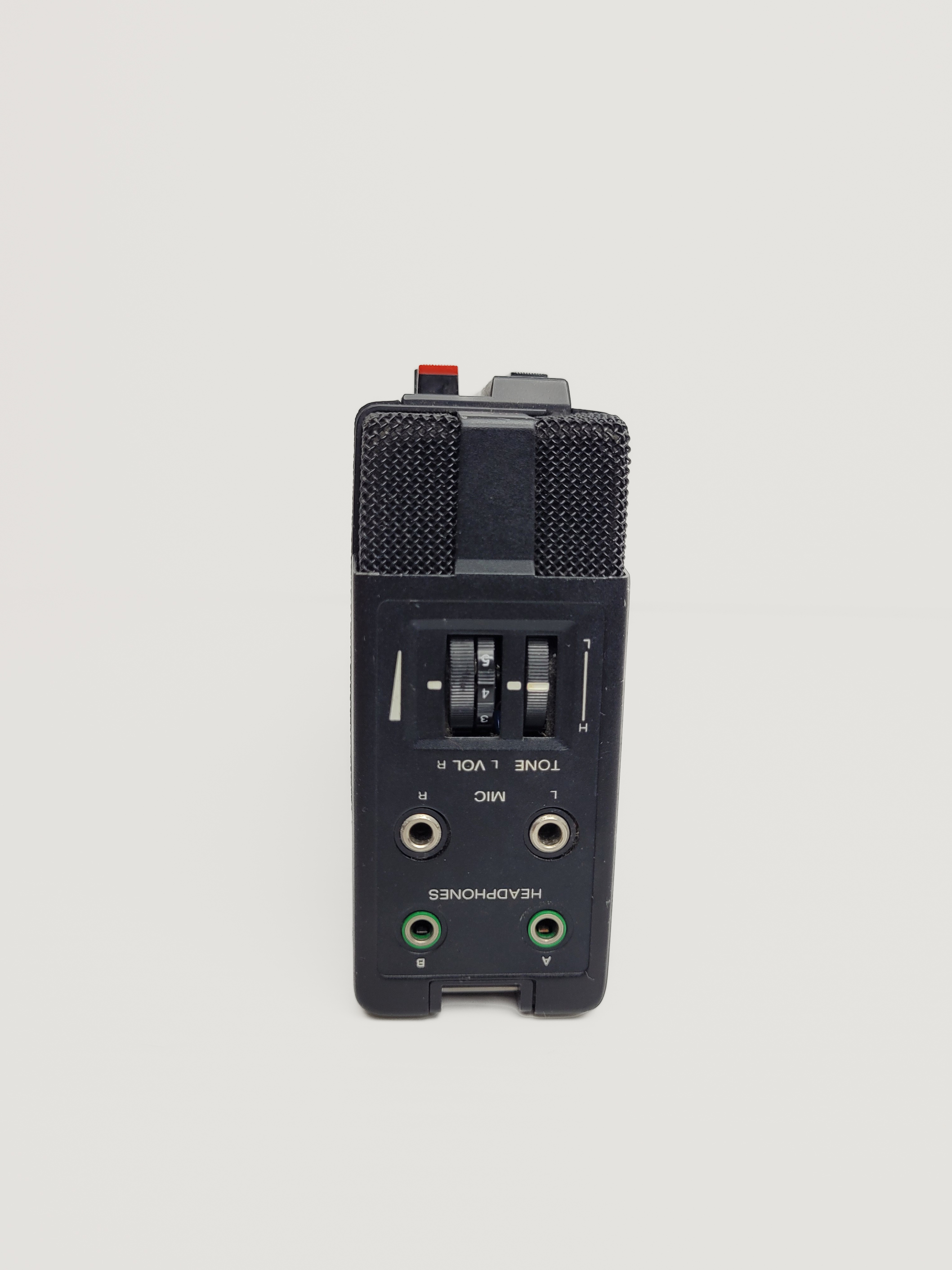 My Sony TCS-300. Chunky 80s beast. : r/cassetteculture