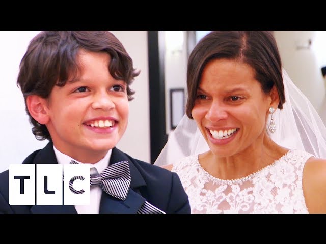 Mini Fashionista Picks The Perfect Dress For His Mum | Say Yes To