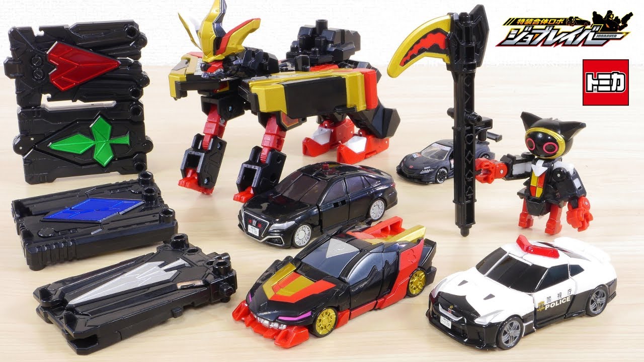 The coolest and most powerful presence! Wild Joker Braver DX Set