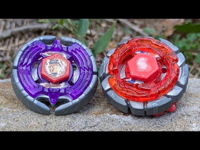 Earth Eagle 145WD vs Dark Bull H145SD | Metal Fight Beyblade