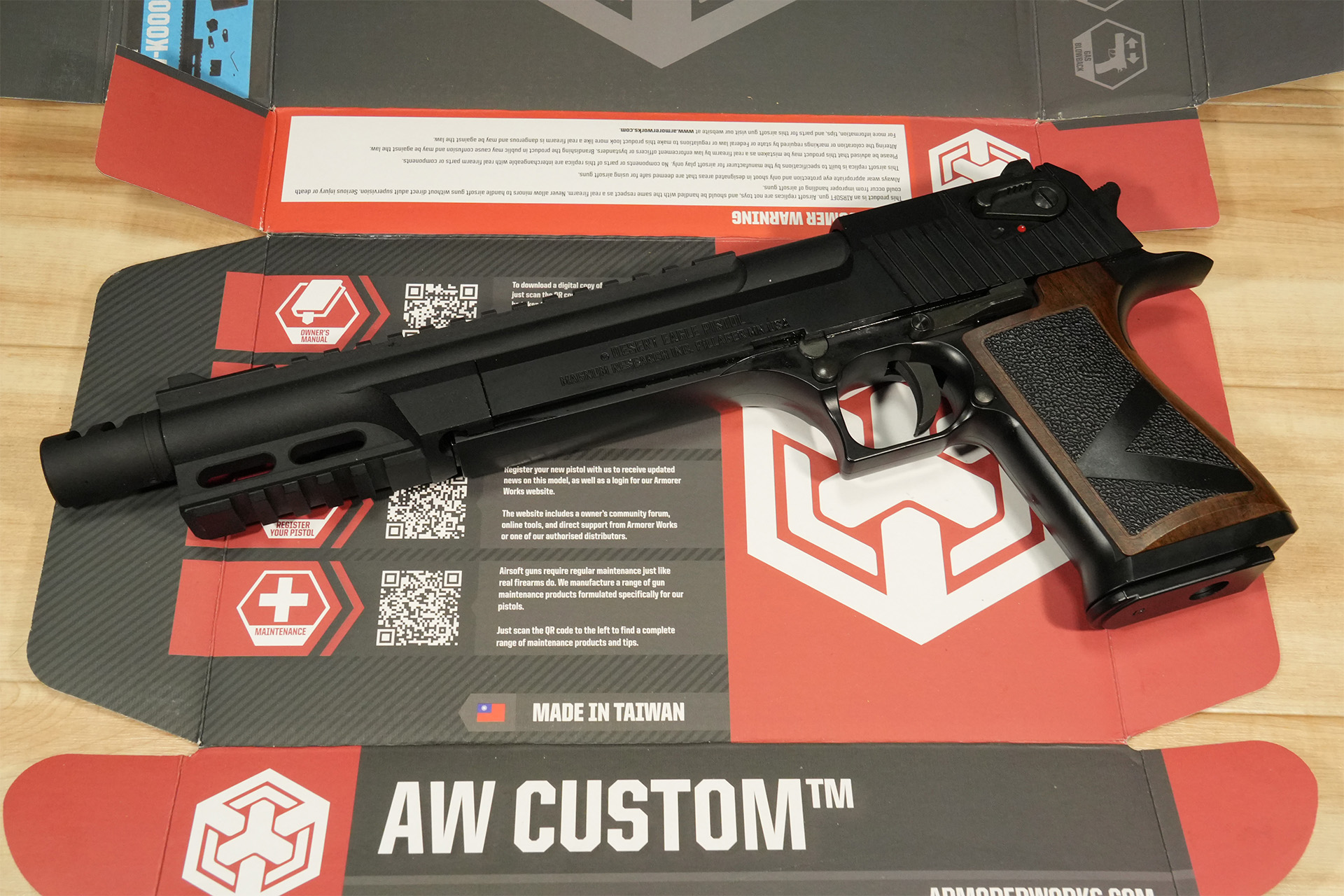 Armorer Works製WE/AW デザートイーグル用10インチ コンバージョン
