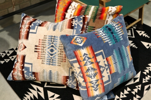 PENDLETON(ペンドルトン)タオル生地のクッション【渋谷ヒカリエShinQs