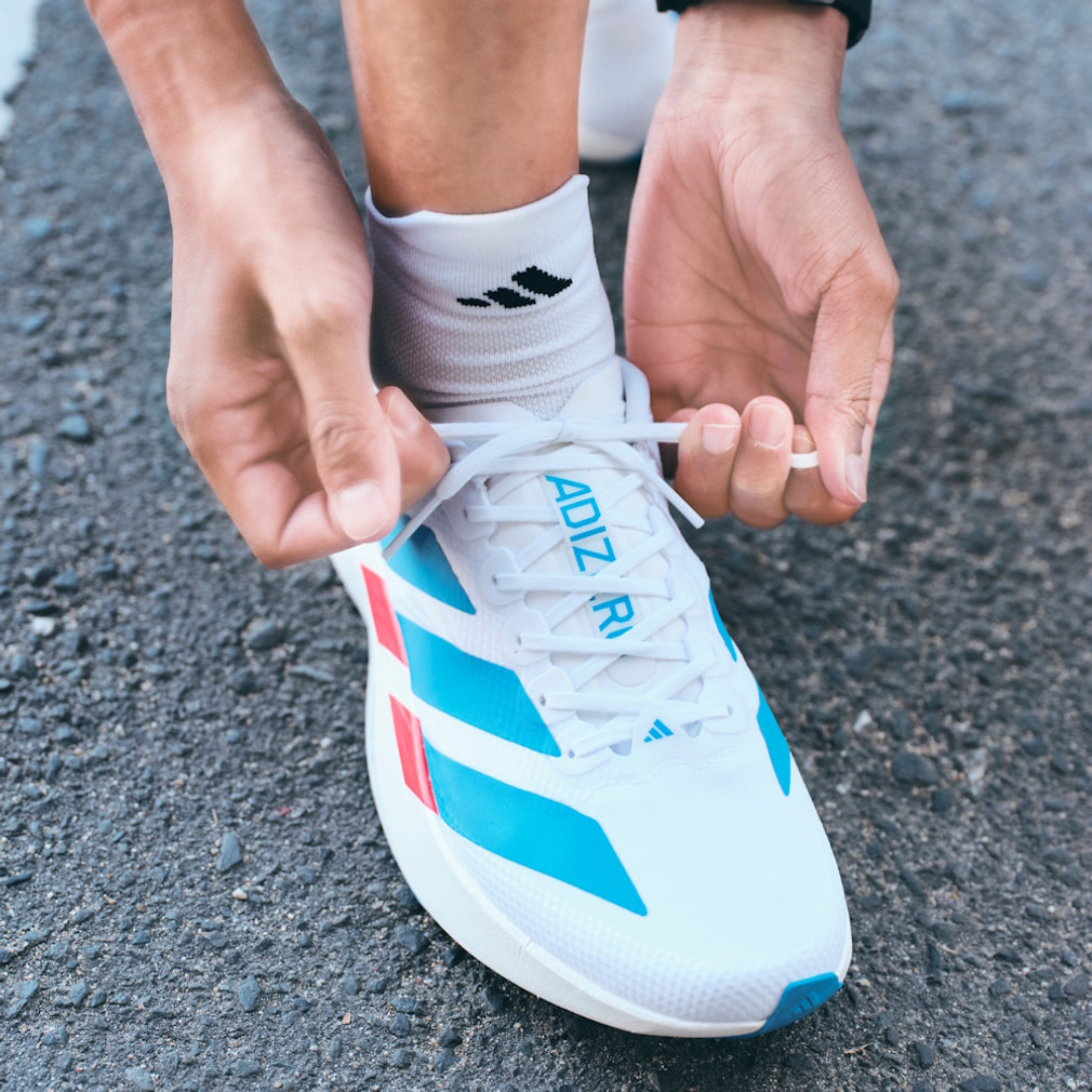 アディダス スポーツデポ・アルペン限定カラー ADIZERO EVO SL WOVEN