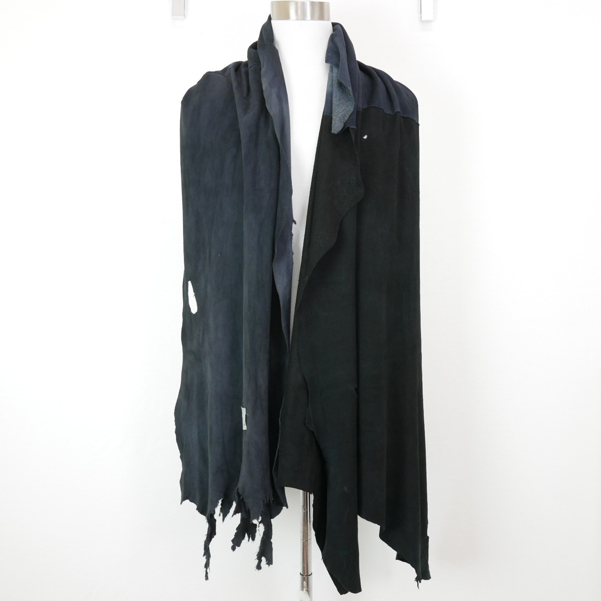 タカヒロミヤシタザソロイスト レザーストールジャングルスカーフ