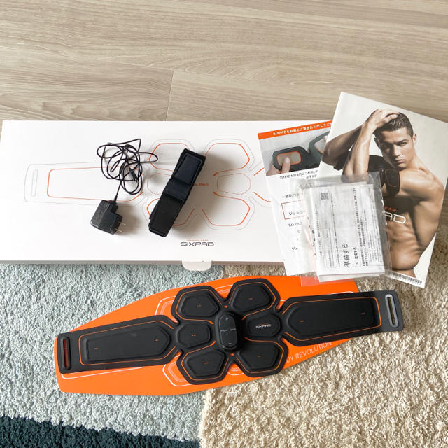 シックスパッド SIXPAD アブズベルト S/M/Lサイズ 最も安い