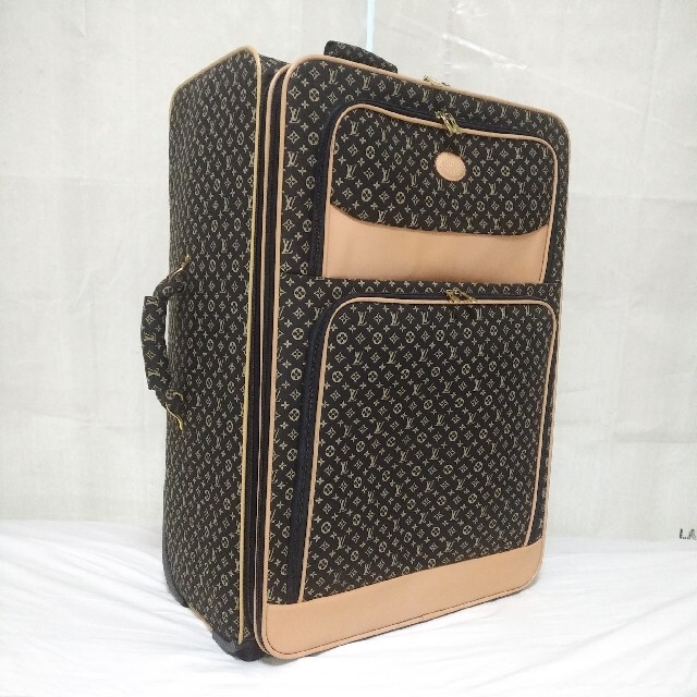モノグラム大型キャリーケース Louis Vuitton モノグラム 大型キャリー