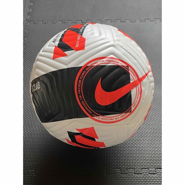 NIKE - NIKE サッカーボール 5号球(空気入れ付き)の通販 by 283's shop