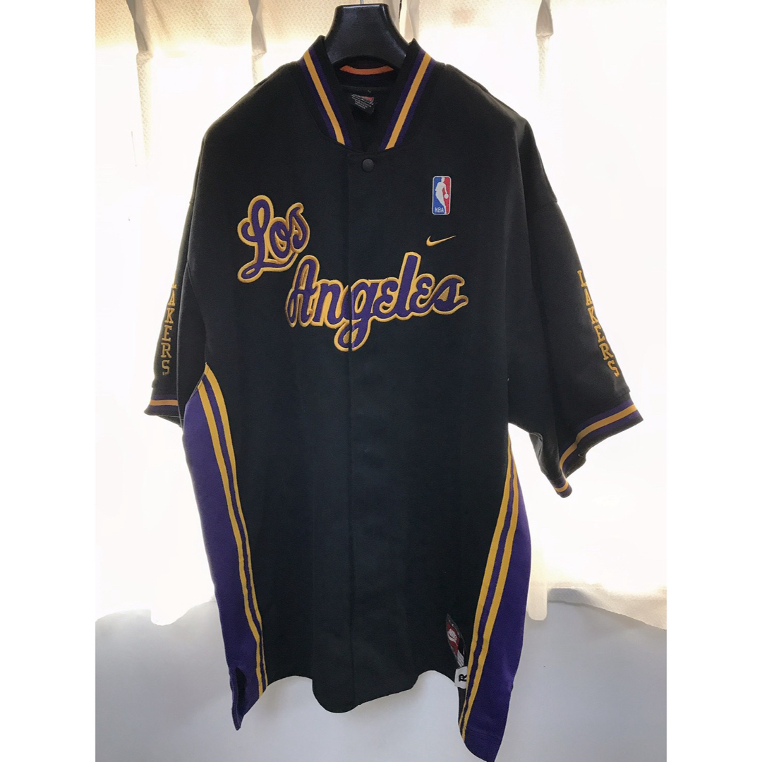 超レア】NBA ロサンゼルス・レイカーズ ウォームアップジャケット Lサイズ