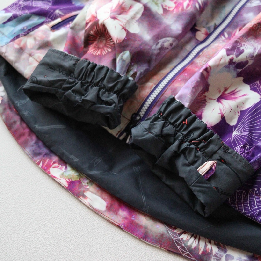 5437【極美品】VOLCOM ジャケット レディース 裏ボア 花柄 総柄