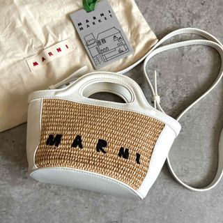 MARNI - マルニ MARNI ロゴ ブローチ ゴールド ロゴプレートの通販 by