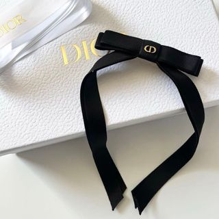 Christian Dior - 【新品・未使用】Dior ノベルティ ヘアクリップの