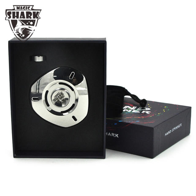 新品 超激レア 9分以上回る 日本未発売 MAGIC SHARK ハンドスピナーの