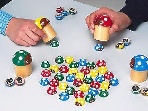 平和工業］てんとうむし ジャンケン - 木のおもちゃ 赤ちゃんの