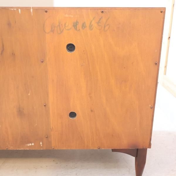 アメリカDREXEL HERITAGE(ドレクセルヘリテイジ)社のウォールナット材