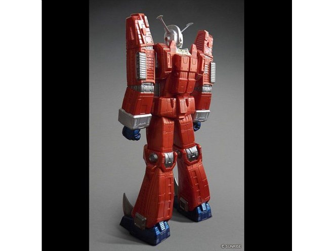 伝説巨神イデオン」全高約73cmソフビフィギュアに40周年メタリックVer