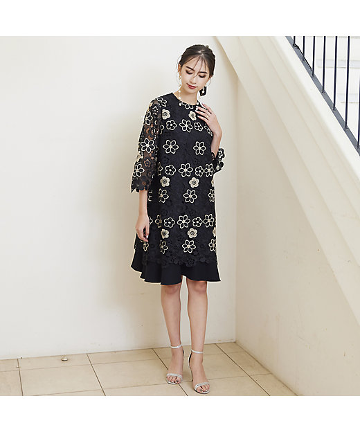 フラワーモノトーンレースワンピース（83011402） | Rose