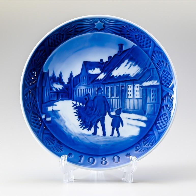 ROYAL COPENHAGEN（ロイヤルコペンハーゲン） イヤープレート 皿立て