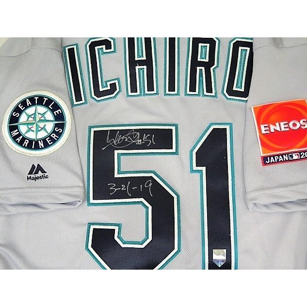 イチロー直筆サイン#51及び引退日付書込マリナーズ公式ロード