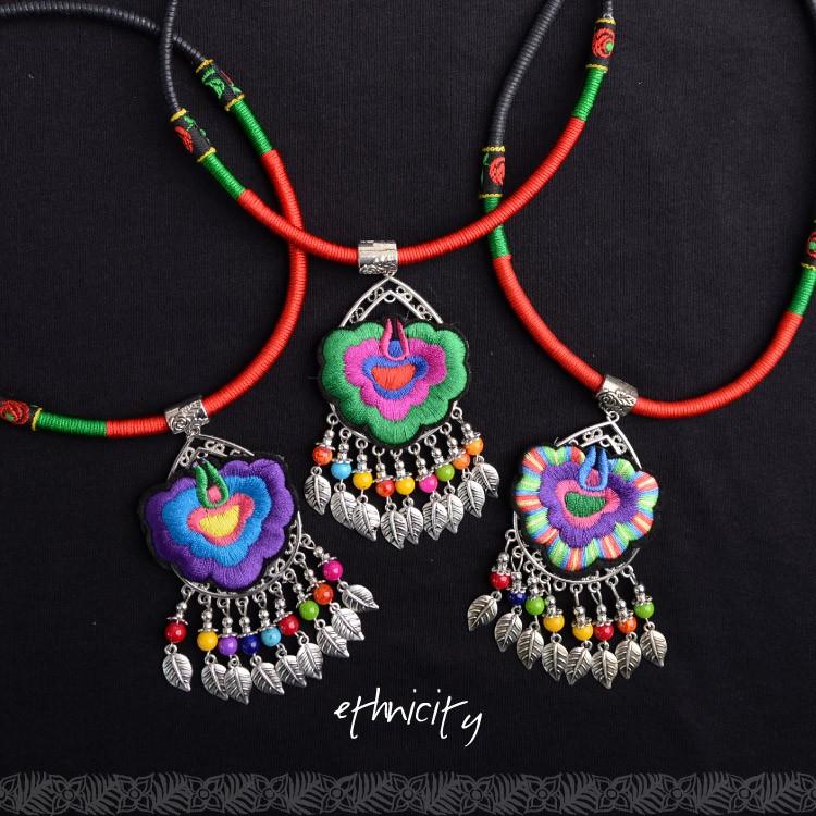 marai（マーライ） ネックレス レディース ペンダント 刺繍 花 大振り